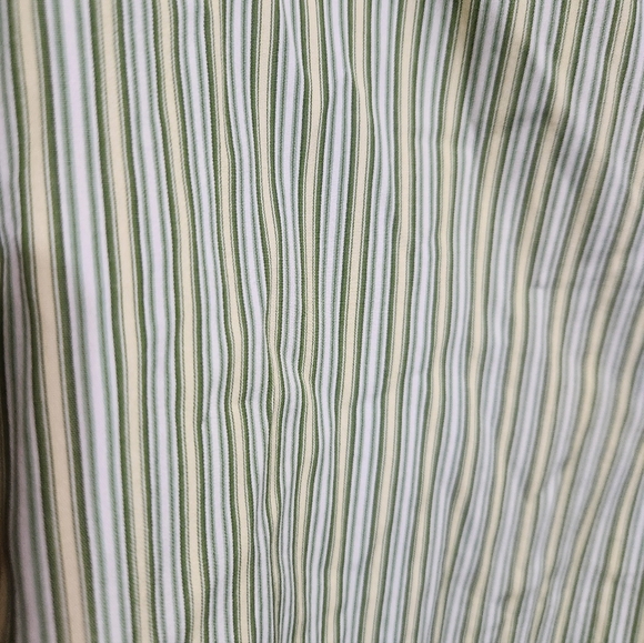 Banana Republic Men's Light Green Striped Shirt - Picture 8 of 15